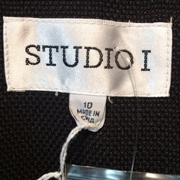 Studio I Size 10 Black Short Sleeve Blazer - Picture 3 of 9